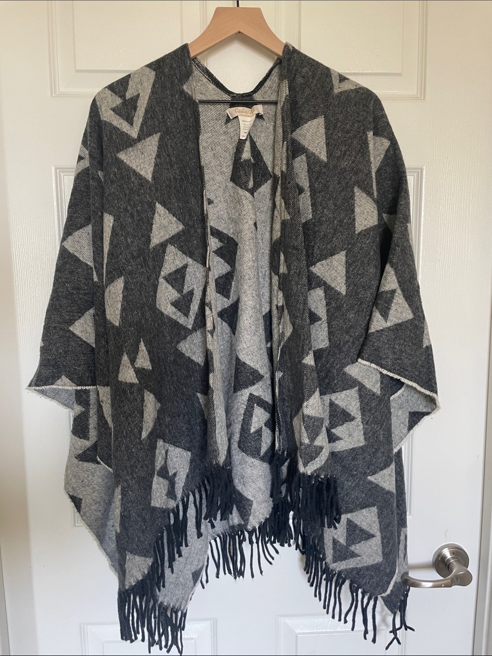Cristina Chiti Women’s Cozy Geometric Fringe Poncho - Gray One Size